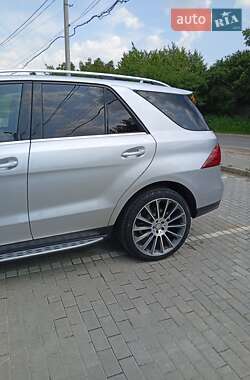 Внедорожник / Кроссовер Mercedes-Benz GLE-Class 2015 в 