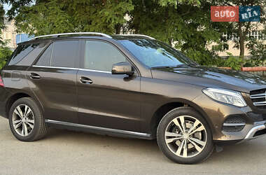 Внедорожник / Кроссовер Mercedes-Benz GLE-Class 2017 в 