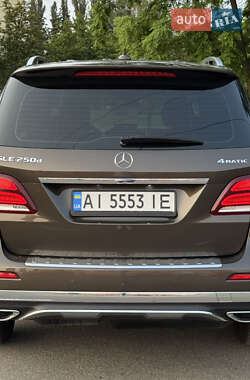 Внедорожник / Кроссовер Mercedes-Benz GLE-Class 2017 в 