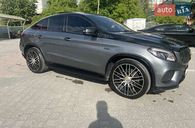 Внедорожник / Кроссовер Mercedes-Benz GLE-Class 2016 в 