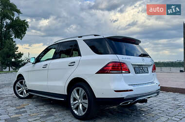Внедорожник / Кроссовер Mercedes-Benz GLE-Class 2018 в 