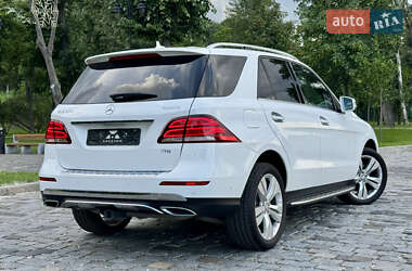 Внедорожник / Кроссовер Mercedes-Benz GLE-Class 2018 в 