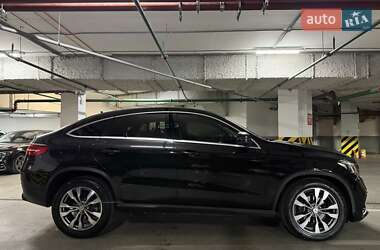 Внедорожник / Кроссовер Mercedes-Benz GLE-Class 2015 в 