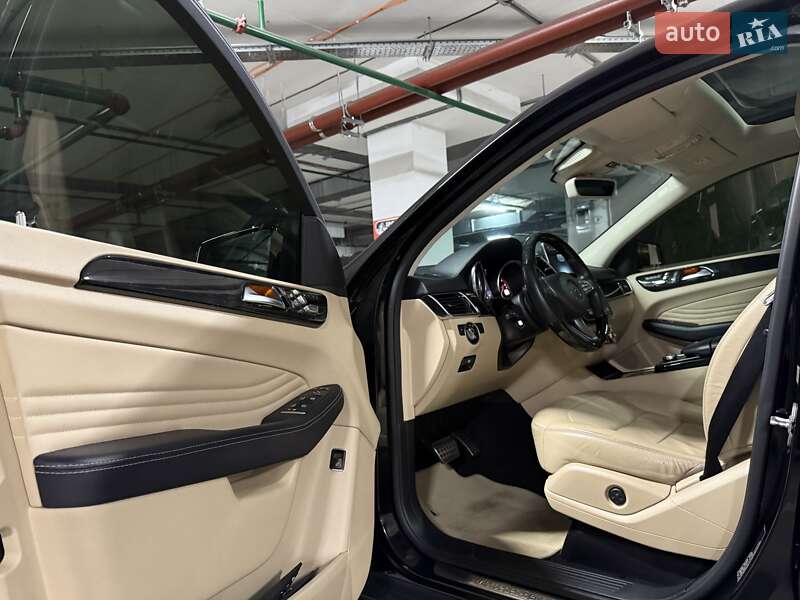 Позашляховик / Кросовер Mercedes-Benz GLE-Class 2015 в Києві