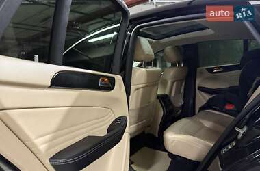 Внедорожник / Кроссовер Mercedes-Benz GLE-Class 2015 в 