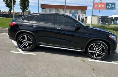 Внедорожник / Кроссовер Mercedes-Benz GLE-Class 2015 в 