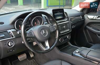 Позашляховик / Кросовер Mercedes-Benz GLE-Class 2016 в 