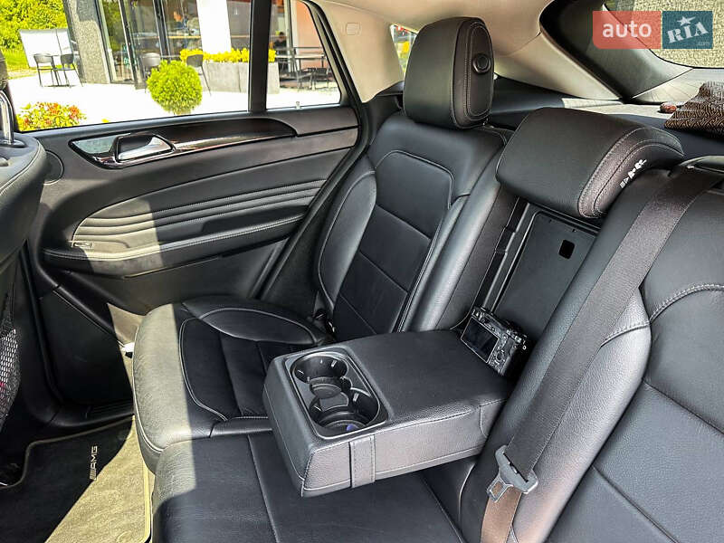 Внедорожник / Кроссовер Mercedes-Benz GLE-Class 2016 в Ужгороде