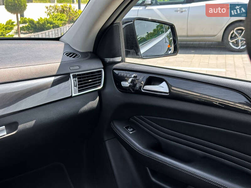 Внедорожник / Кроссовер Mercedes-Benz GLE-Class 2016 в Ужгороде