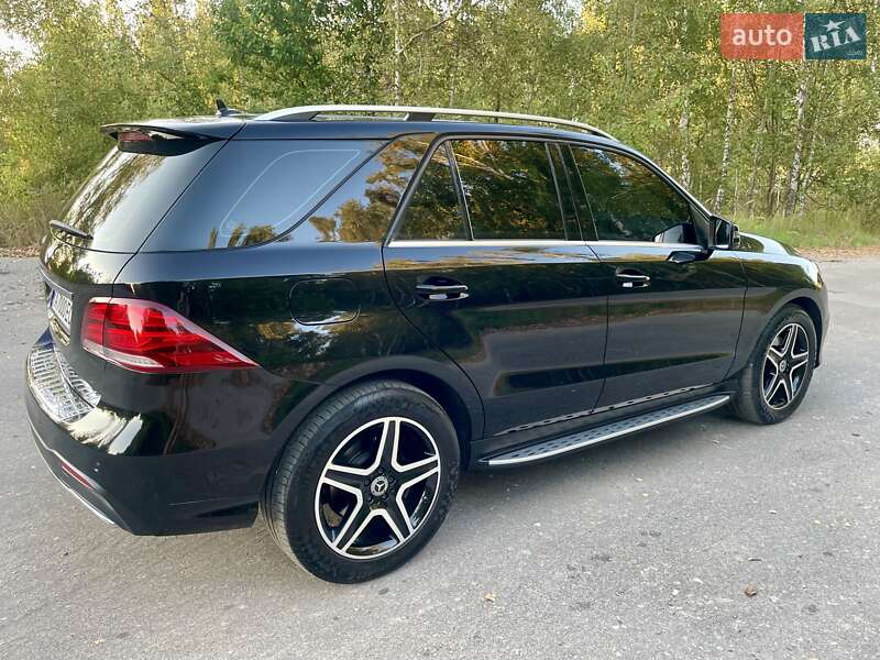Внедорожник / Кроссовер Mercedes-Benz GLE-Class 2016 в Киеве