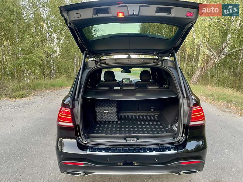 Внедорожник / Кроссовер Mercedes-Benz GLE-Class 2016 в Киеве