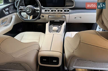 Позашляховик / Кросовер Mercedes-Benz GLE-Class 2021 в 