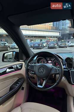 Внедорожник / Кроссовер Mercedes-Benz GLE-Class 2016 в 