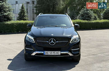 Внедорожник / Кроссовер Mercedes-Benz GLE-Class 2016 в 