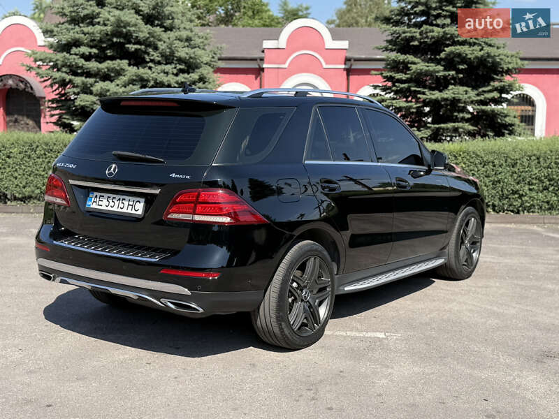 Внедорожник / Кроссовер Mercedes-Benz GLE-Class 2016 в Днепре