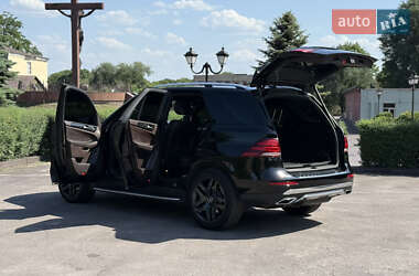 Внедорожник / Кроссовер Mercedes-Benz GLE-Class 2016 в 