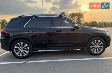 Внедорожник / Кроссовер Mercedes-Benz GLE-Class 2019 в 