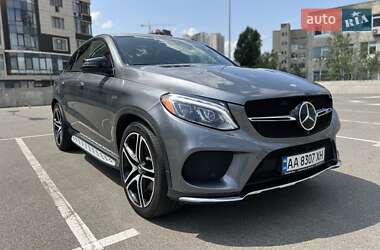 Внедорожник / Кроссовер Mercedes-Benz GLE-Class 2016 в 
