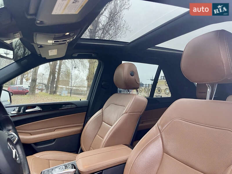 Внедорожник / Кроссовер Mercedes-Benz GLE-Class 2017 в Киеве