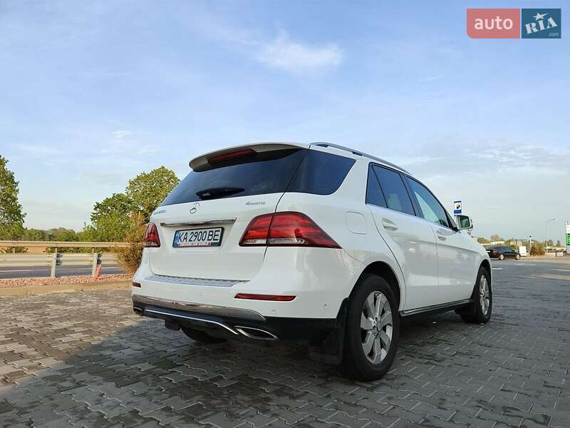 Внедорожник / Кроссовер Mercedes-Benz GLE-Class 2016 в Киеве