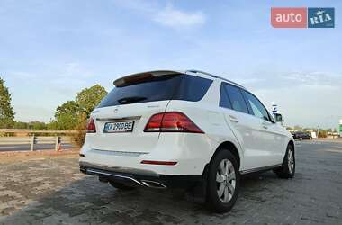 Внедорожник / Кроссовер Mercedes-Benz GLE-Class 2016 в 