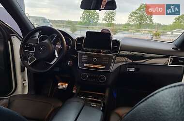 Внедорожник / Кроссовер Mercedes-Benz GLE-Class 2016 в 