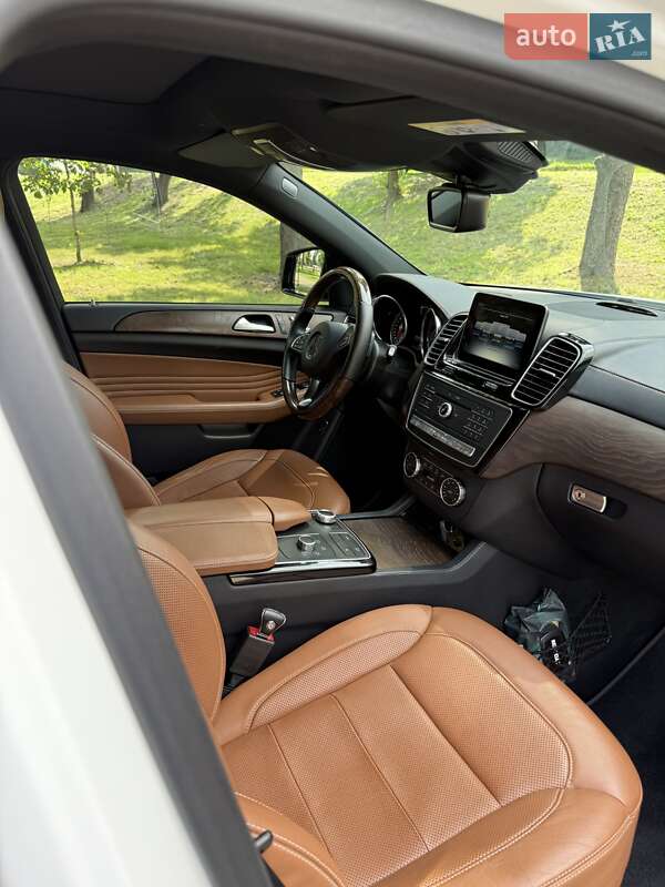 Внедорожник / Кроссовер Mercedes-Benz GLE-Class 2018 в Киеве