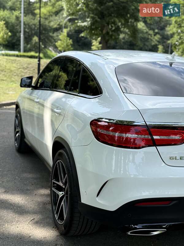 Внедорожник / Кроссовер Mercedes-Benz GLE-Class 2018 в Киеве