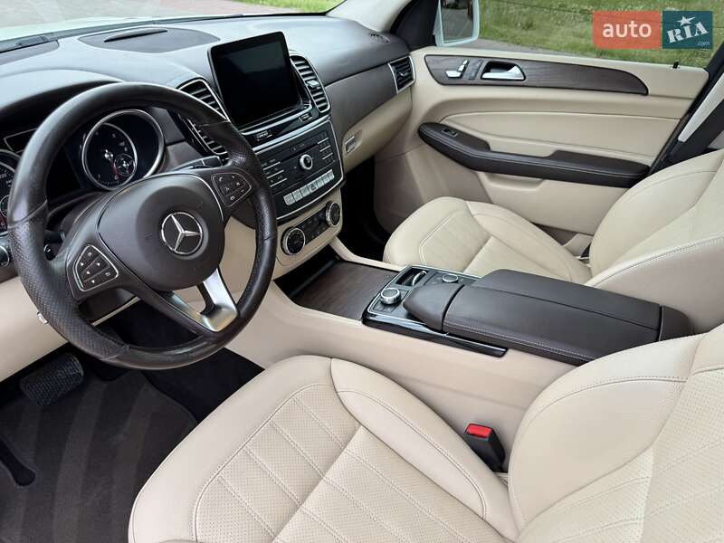 Внедорожник / Кроссовер Mercedes-Benz GLE-Class 2016 в Киеве