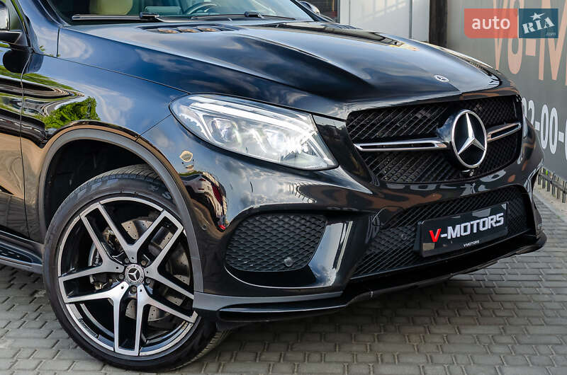 Позашляховик / Кросовер Mercedes-Benz GLE-Class 2015 в Києві