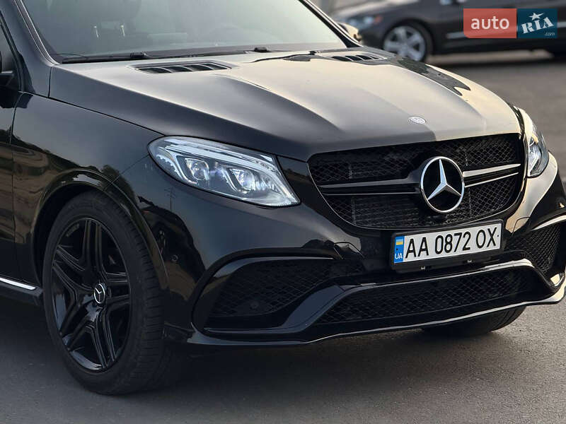 Внедорожник / Кроссовер Mercedes-Benz GLE-Class 2015 в 