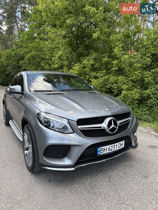 Внедорожник / Кроссовер Mercedes-Benz GLE-Class 2015 в 