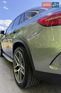 Внедорожник / Кроссовер Mercedes-Benz GLE-Class 2015 в 