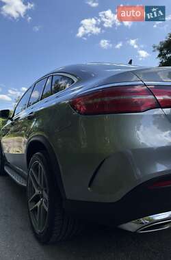 Внедорожник / Кроссовер Mercedes-Benz GLE-Class 2015 в 