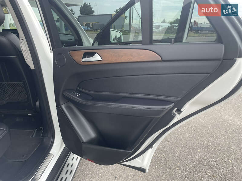 Внедорожник / Кроссовер Mercedes-Benz GLE-Class 2016 в Виннице