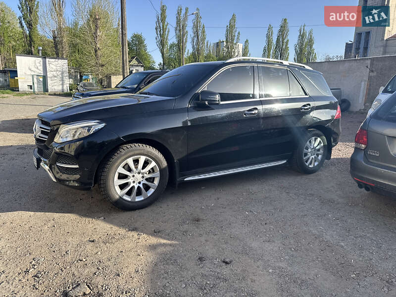 Внедорожник / Кроссовер Mercedes-Benz GLE-Class 2017 в Киеве