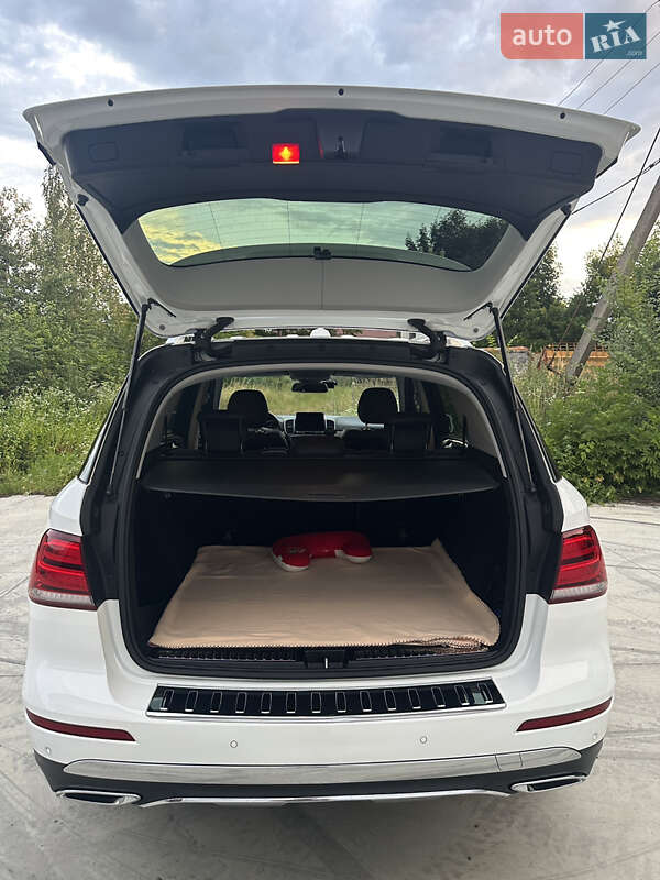 Позашляховик / Кросовер Mercedes-Benz GLE-Class 2017 в Снятині