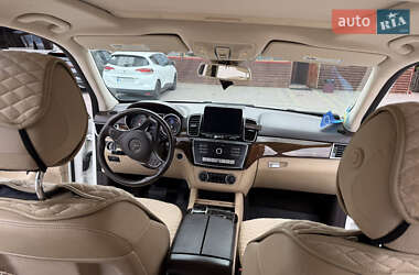 Внедорожник / Кроссовер Mercedes-Benz GLE-Class 2016 в 