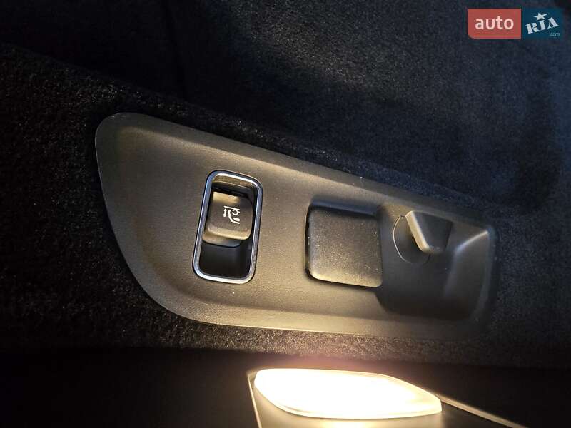 Внедорожник / Кроссовер Mercedes-Benz GLE-Class 2020 в Львове