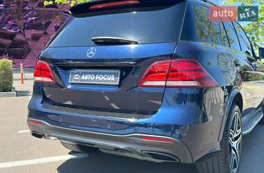Внедорожник / Кроссовер Mercedes-Benz GLE-Class 2016 в 