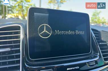 Внедорожник / Кроссовер Mercedes-Benz GLE-Class 2016 в 
