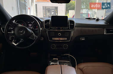 Внедорожник / Кроссовер Mercedes-Benz GLE-Class 2016 в 