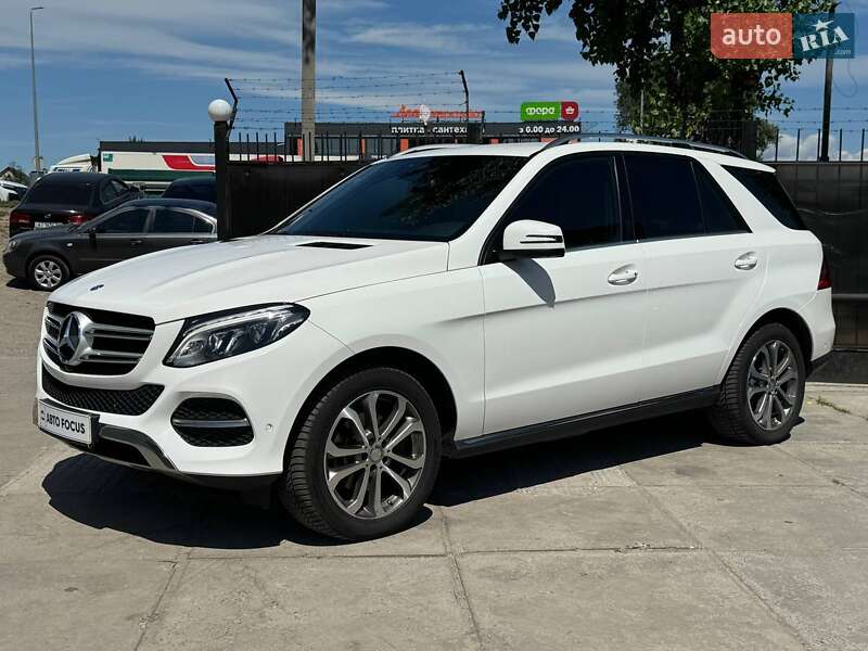 Внедорожник / Кроссовер Mercedes-Benz GLE-Class 2016 в Киеве