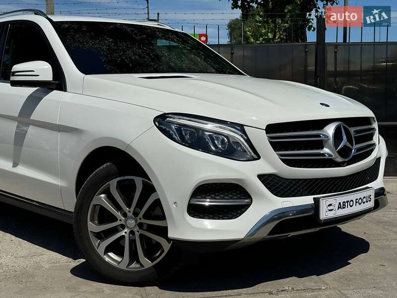 Внедорожник / Кроссовер Mercedes-Benz GLE-Class 2016 в Киеве