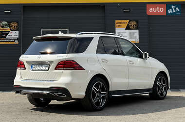 Внедорожник / Кроссовер Mercedes-Benz GLE-Class 2016 в 