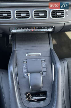 Внедорожник / Кроссовер Mercedes-Benz GLE-Class 2020 в 