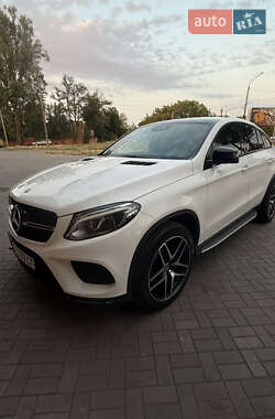 Внедорожник / Кроссовер Mercedes-Benz GLE-Class 2018 в 