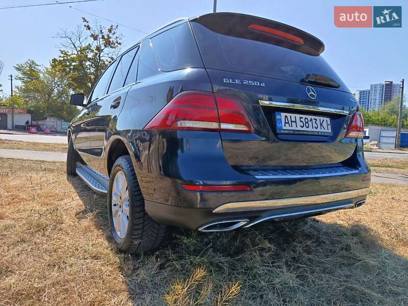 Внедорожник / Кроссовер Mercedes-Benz GLE-Class 2018 в Киеве