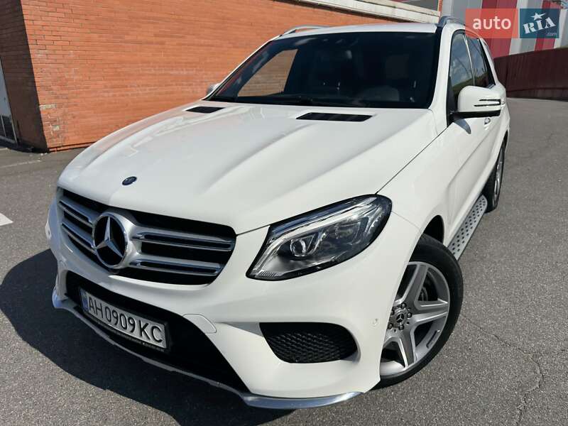 Внедорожник / Кроссовер Mercedes-Benz GLE-Class 2016 в Киеве
