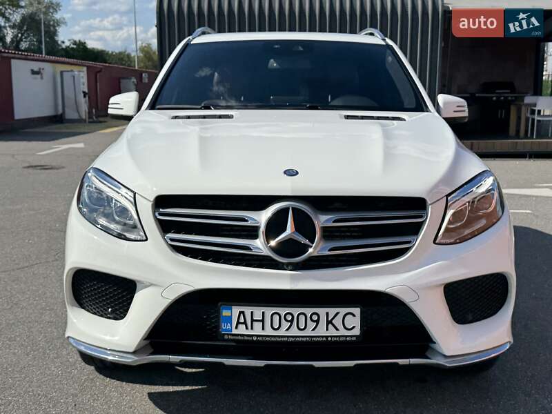 Внедорожник / Кроссовер Mercedes-Benz GLE-Class 2016 в Киеве